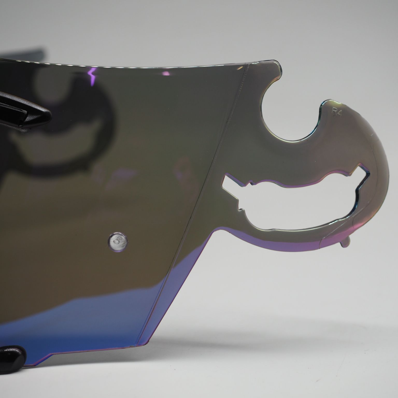 Helmet Visor for AR and AI RR4 - Face Mask Storage Box review and price
